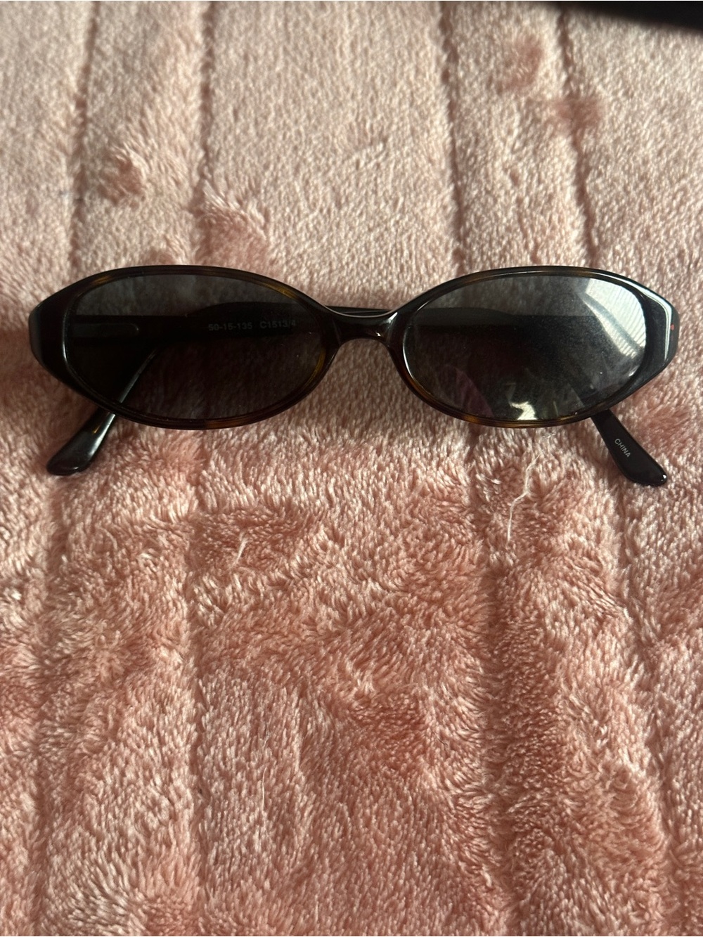 🤎Vintage 1990s Adrienne Vittadini AV5011S Oval Sunglasses Brown Tortoise w Case - Picture 2 of 6